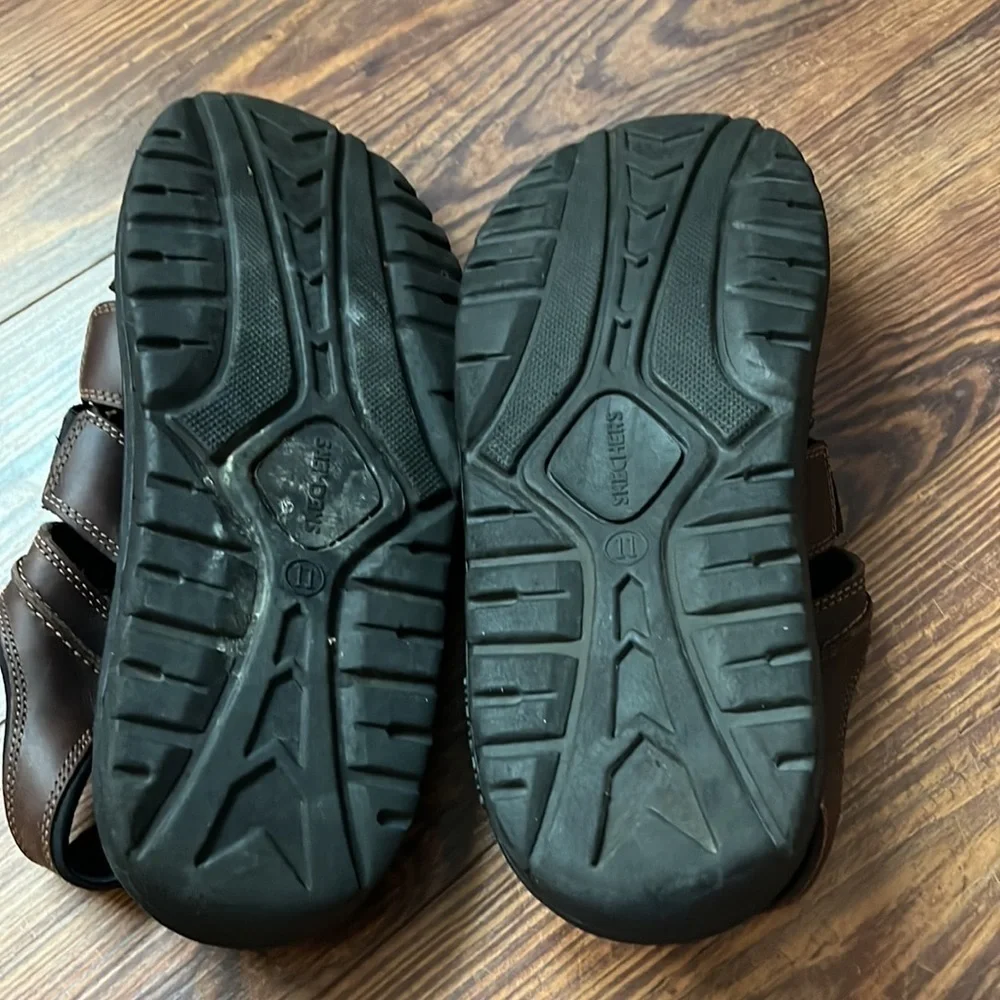 Sketchers Men’s Brown Leather Caged Fisherman Sandals. Sling Back. Sz11